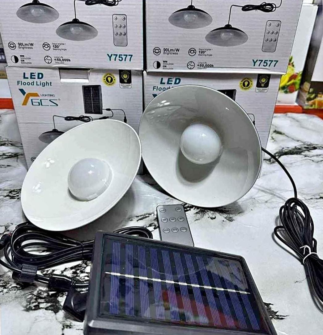 LAMPARA CON PANEL SOLAR DOBLE - Imagen 2