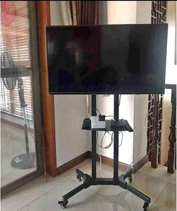 SOPORTE CON PEDESTAL - Imagen 3