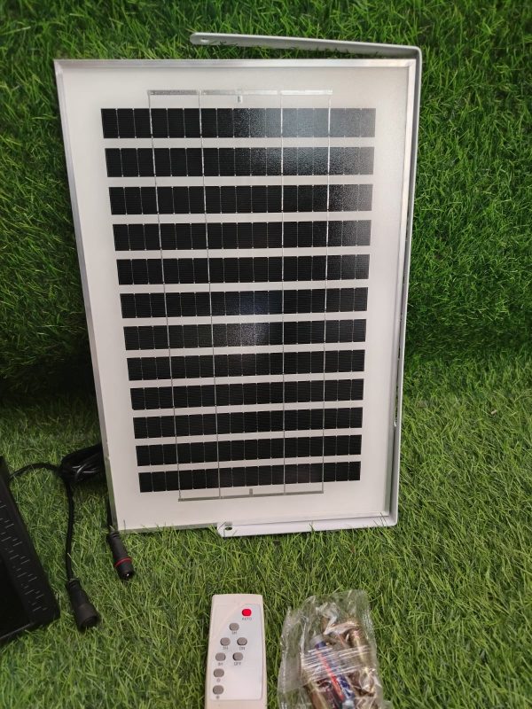 LAMPARA LED CON PANEL SOLAR DE 120WATTS - Imagen 4