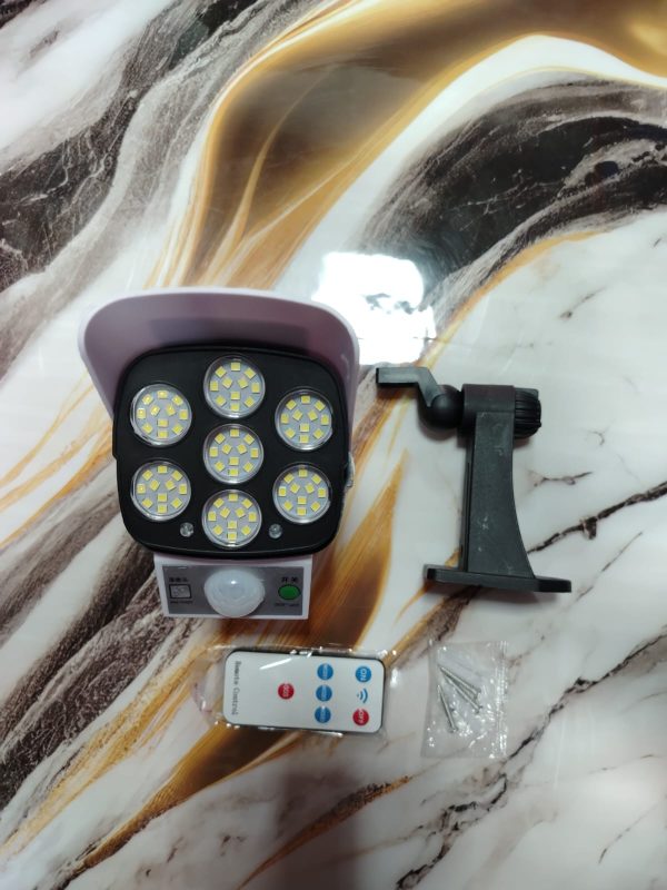 FOCO SOLAR TIPO CAMARA CON SENSOR - Imagen 2