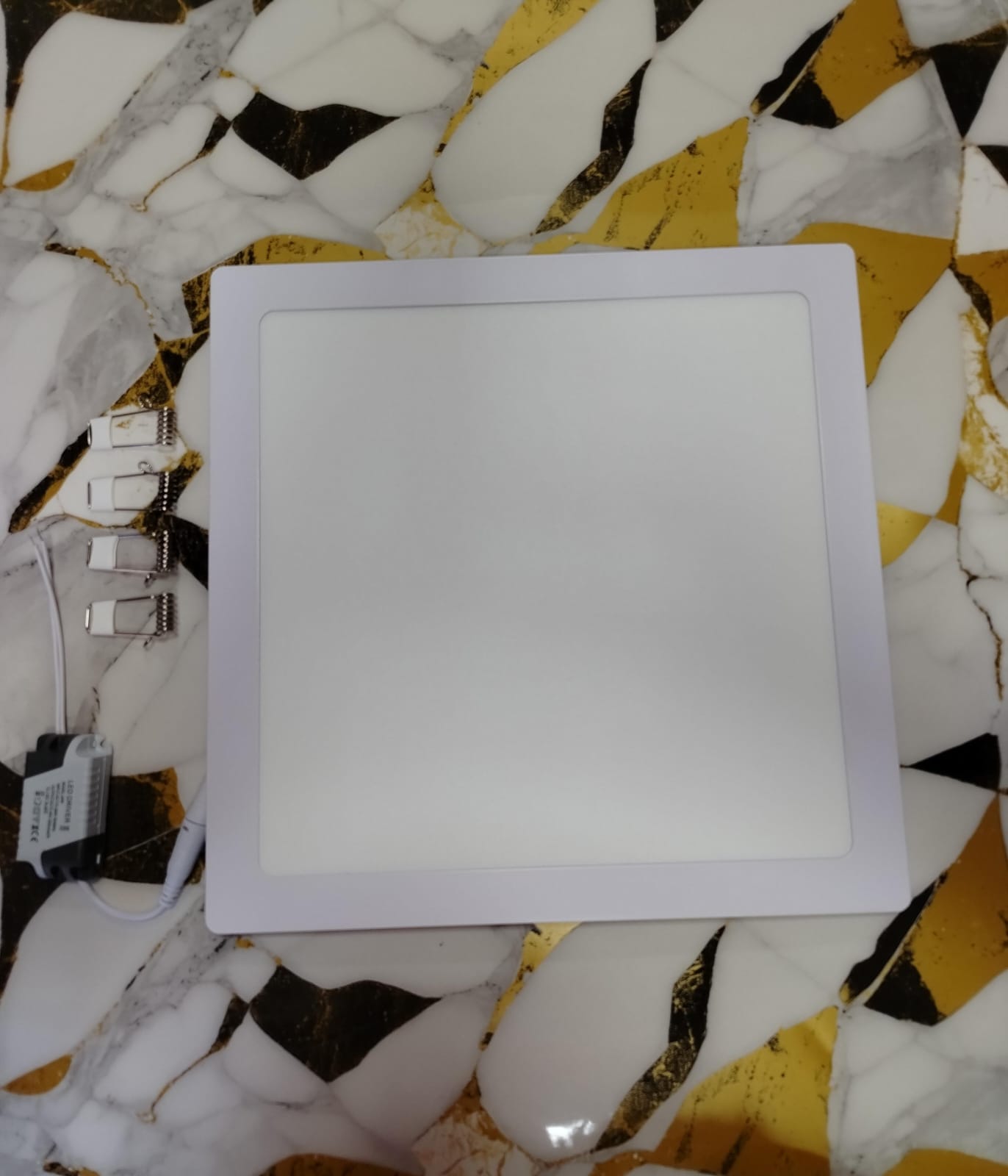 PANEL LED DE EMPOTRAR DE 24 W CUADRADO - Imagen 2