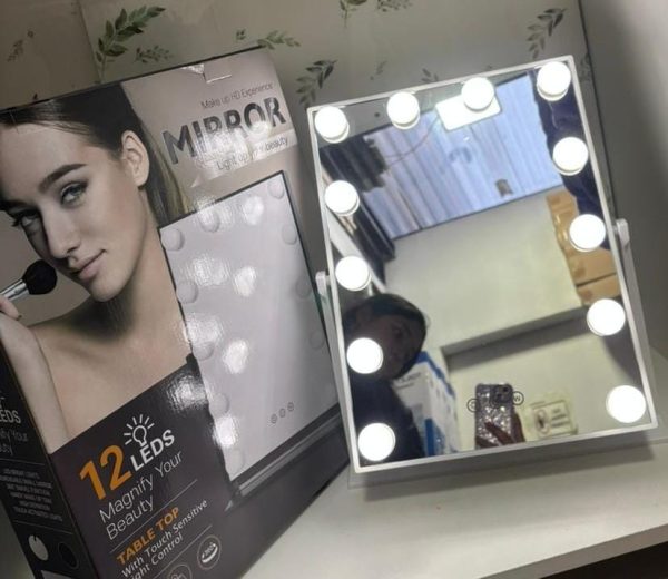 ESPEJO TOCADOR DE MAQUILLAJE CON LUZ - Imagen 6