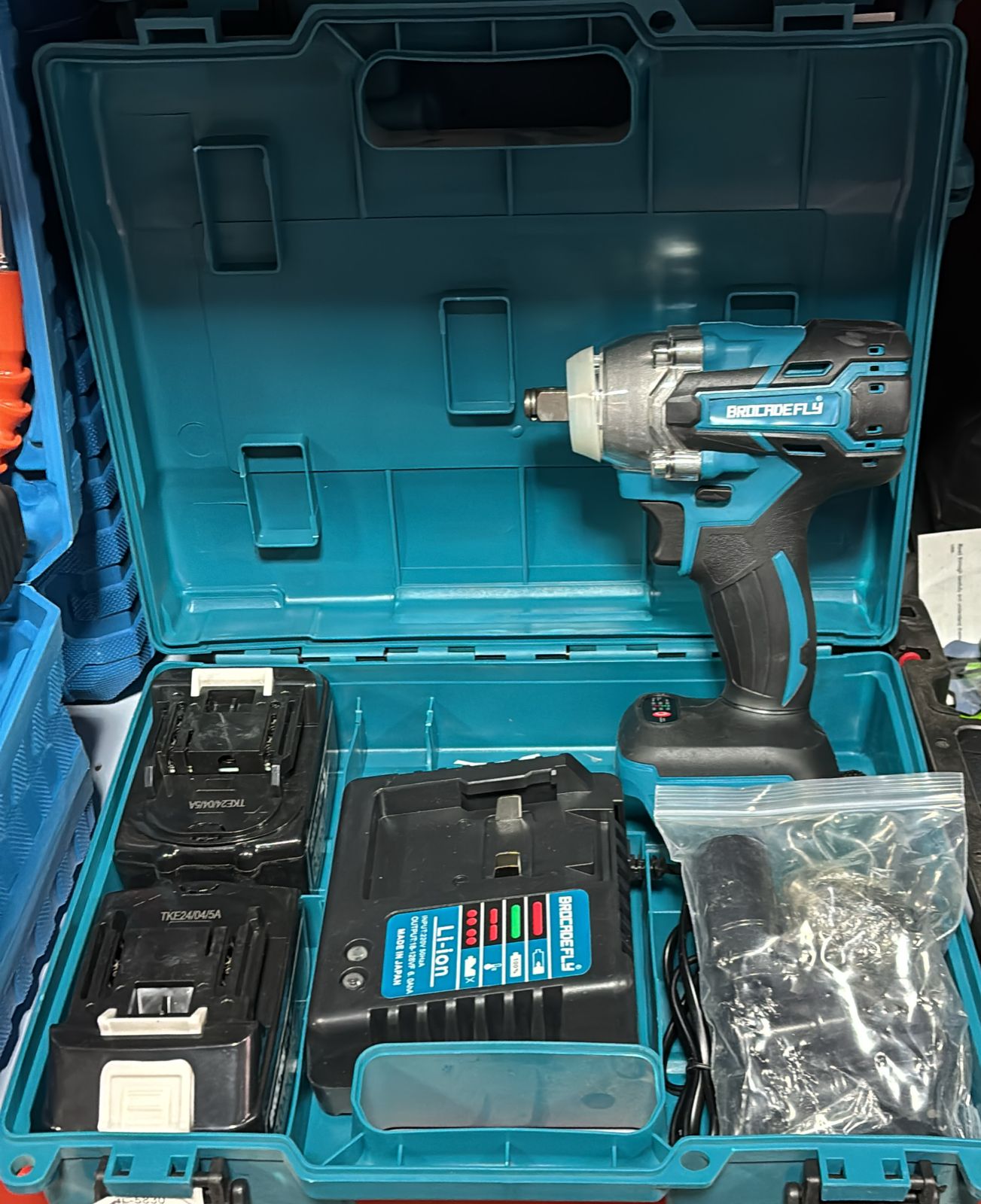 PISTOLA DE IMPACTO MAS ADACTADOR  PARA TALADRO 18V - Imagen 2